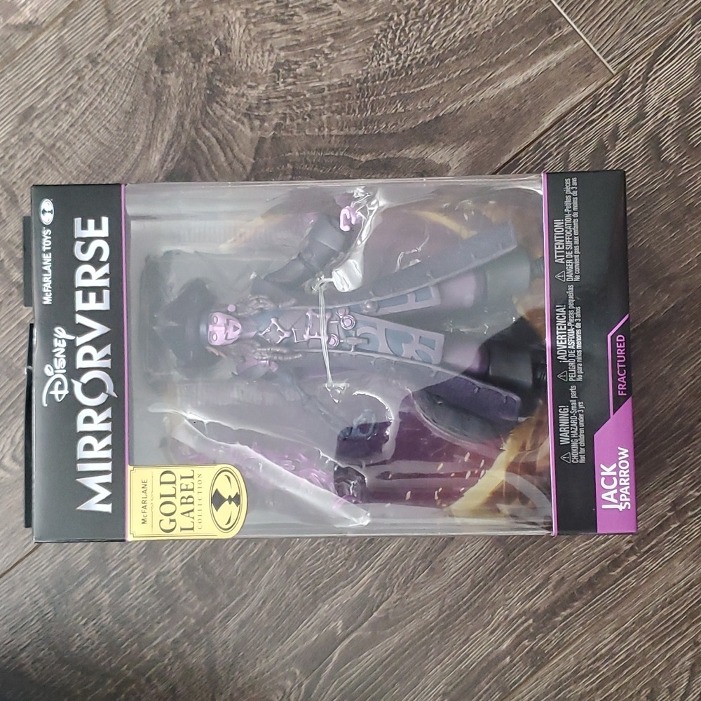 McFarlane Disney Mirrorverse Jack Sparrow (fractured) 7" Action Figure